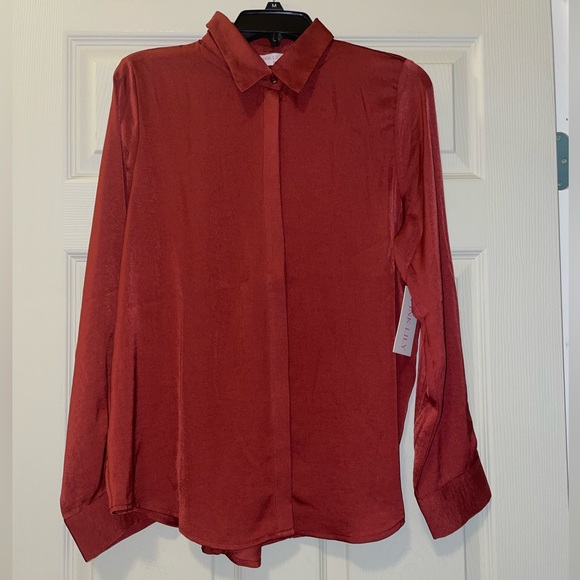 Rust colored button down top - Picture 1 of 6